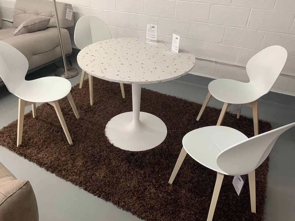 Dining Set, (1) Planet Table and (4) Basil Chairs by Calligaris